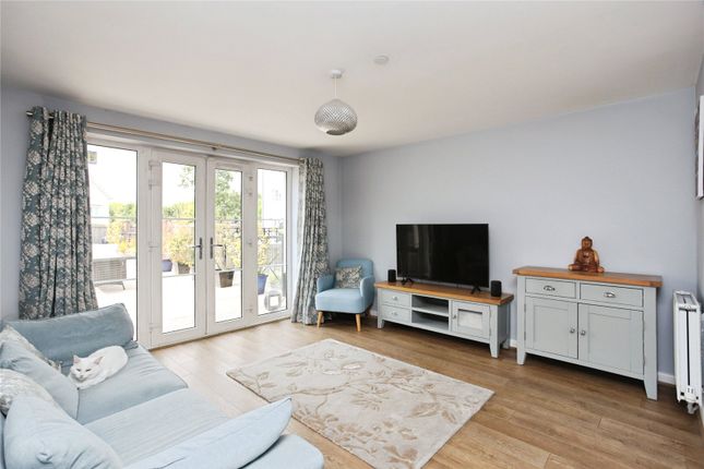 33, Crabapple Road, Tonbridge photo 2