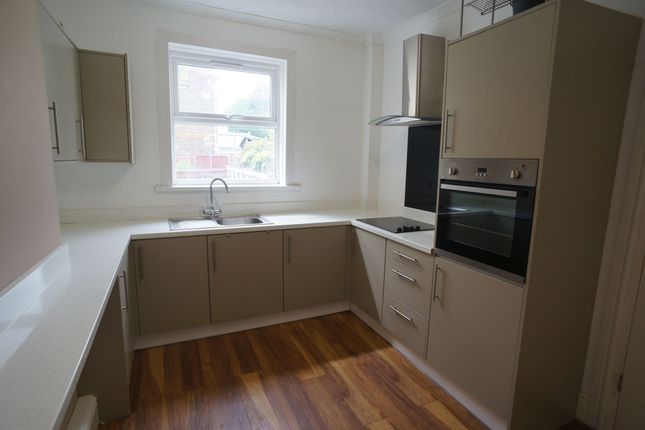 14 Vicarage Road, Rochester photo 2