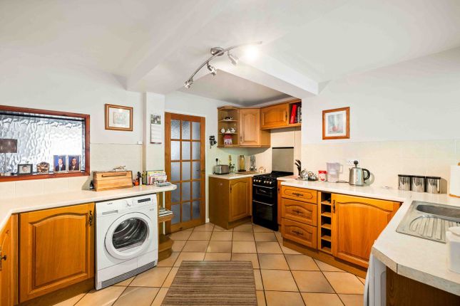 18 St Andrews Terrace, Crabble Avenue, Dover photo 3