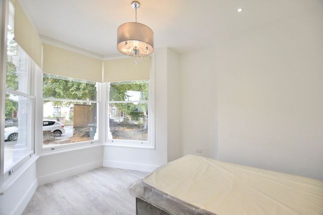 1 Belford House (Front Right) 53 Hampton Road, London photo 3