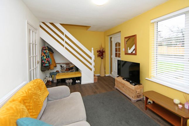 5, Ashmore Crescent, Broseley photo 2
