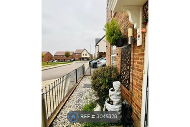 Croucher Avenue, Ebbsfleet Valley, Swanscombe photo 5