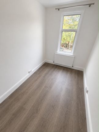 Eglinton Road, Woolwich photo 5