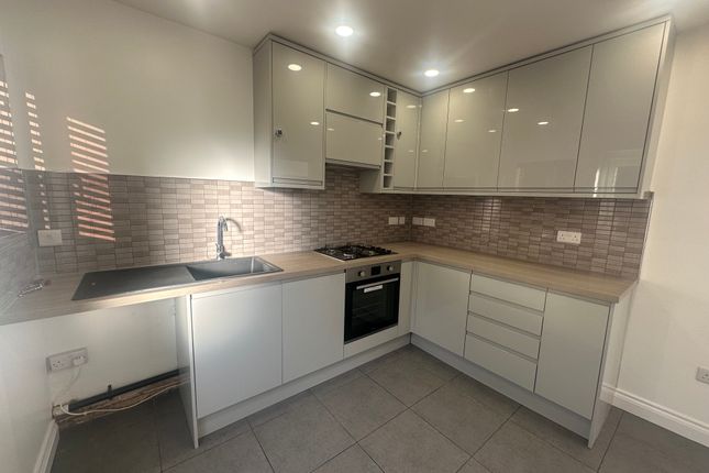 Thumbnail Semi-detached house to rent in Rosemead Drive, Leicester