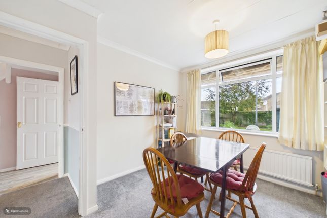 49, Bedale Avenue, York photo 3