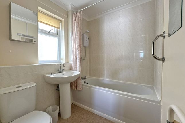 4, Western Court, Sidmouth photo 5
