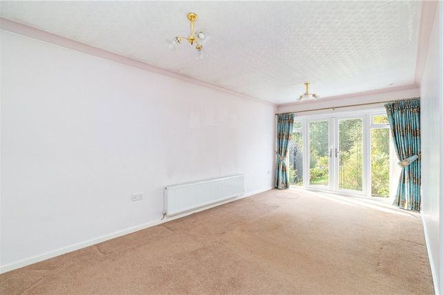 18, Ashfield Drive, Baildon photo 4