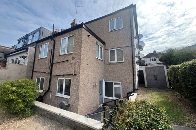 1-bed flat on 56, Hillcourt Road, London, £210,000
