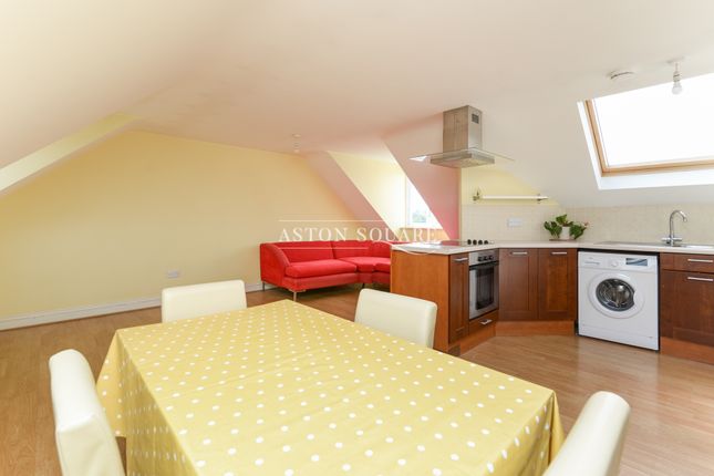 Flat to rent in Bromley Hill, Bromley