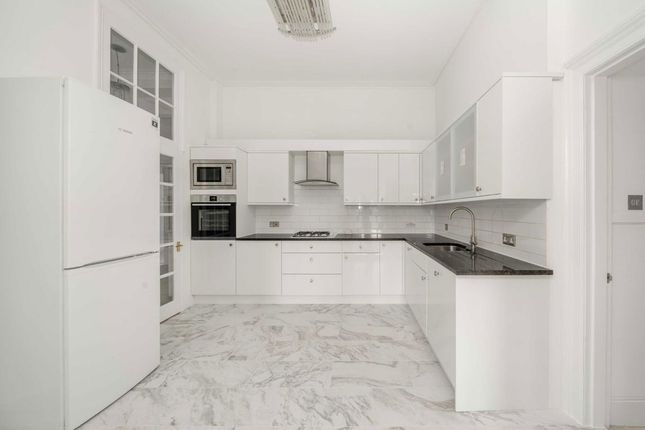 Flat 3, 87, Holland Park, London photo 4