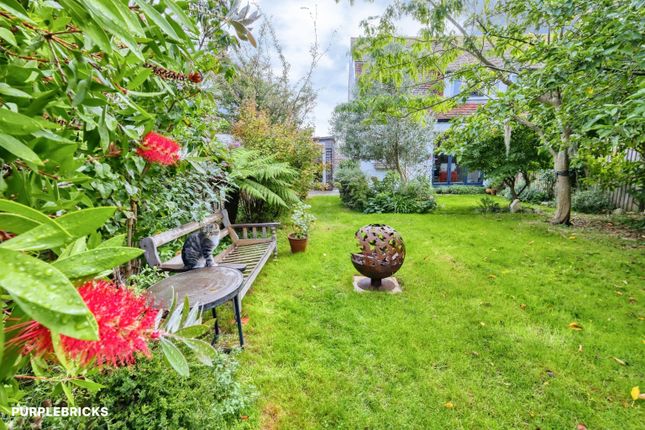 53, Windsor Road, Selsey, Chichester photo 4