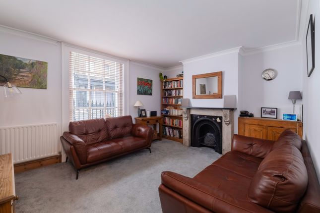 96, Greenwich South Street, London photo 4
