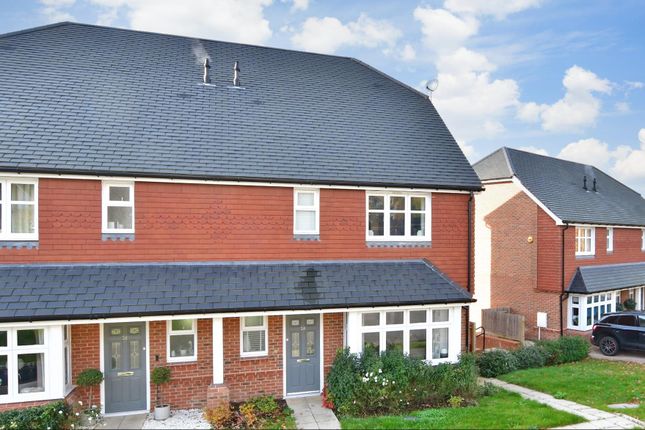 24, Consort Drive, Leatherhead photo 2