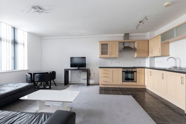 Flat to rent in Bath Street, Cheltenham