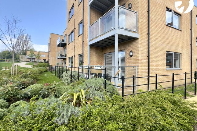 Flat for sale in Discovery Drive, Swanley, Kent
