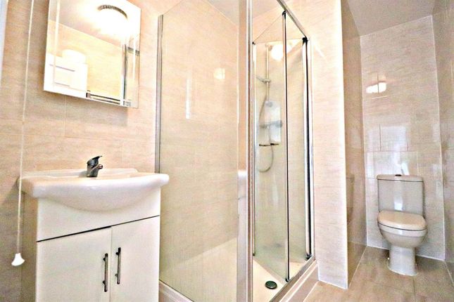 Flat 8 Sovereign House Cambridge Road, Bedford photo 5