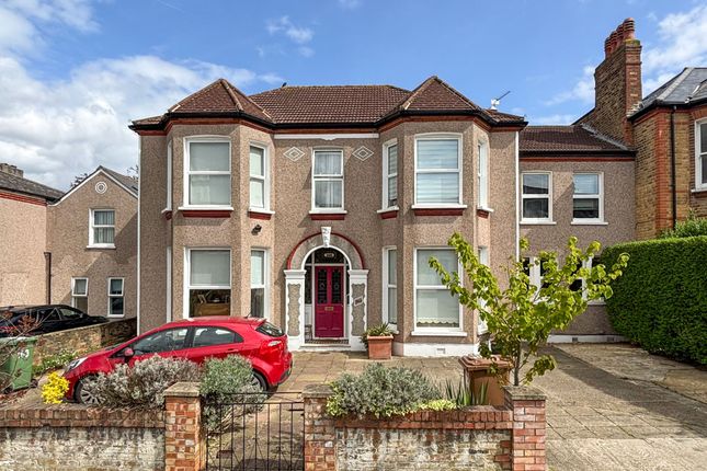 149 Wellmeadow Road, London photo 3