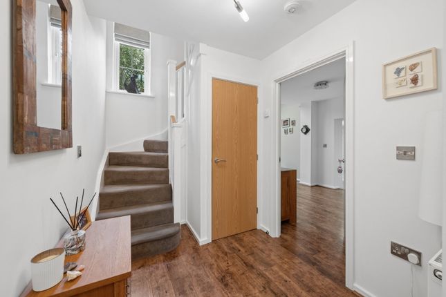 38, Shuttle Drive, Heywood photo 2