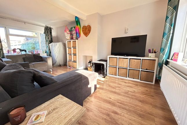 5, Lancaster Place, Warwickshire photo 2