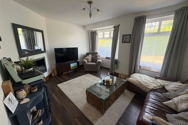 47, Burley Crest, Gloucestershire photo 4