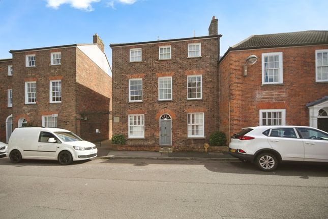 Flat for sale in The Octagon, Taunton