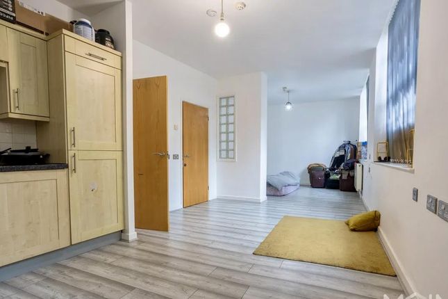 Studio flat on Apartment 4, 57, The Squirrel Building, Colton Street, Leicester, £825/mo