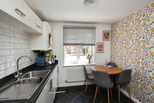35, Poppy Road, Witham St Hughs, Lincoln photo 4