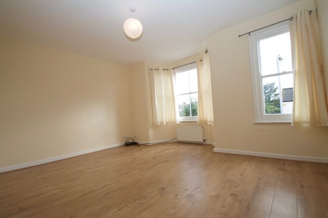 Cottenham Road, London photo 4