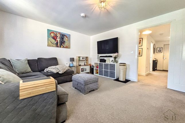 34 De Montfort Drive, Ashford photo 2