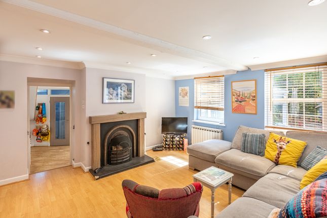 Livingroom Estate Agents Gy1 And Letting Zoopla