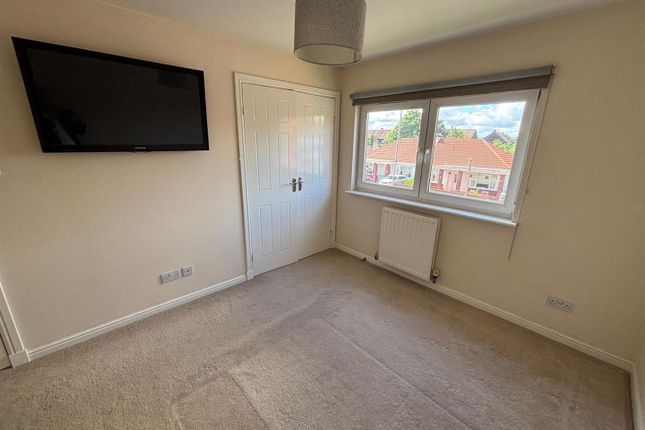 42, Broad Cairn Court, Motherwell photo 5