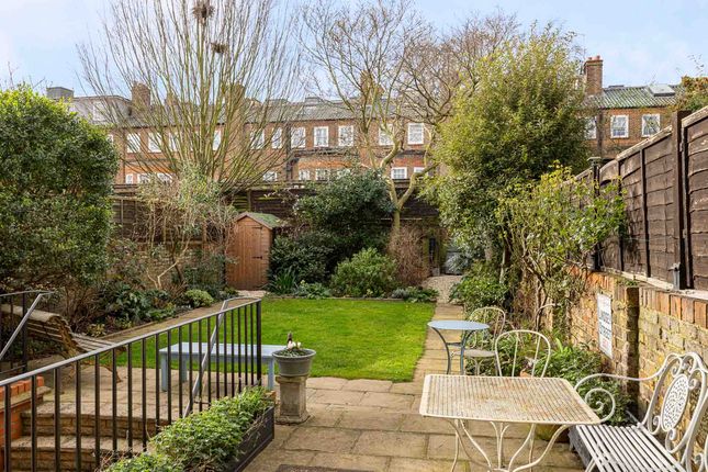 Terraced house for sale in Dovehouse Street, London