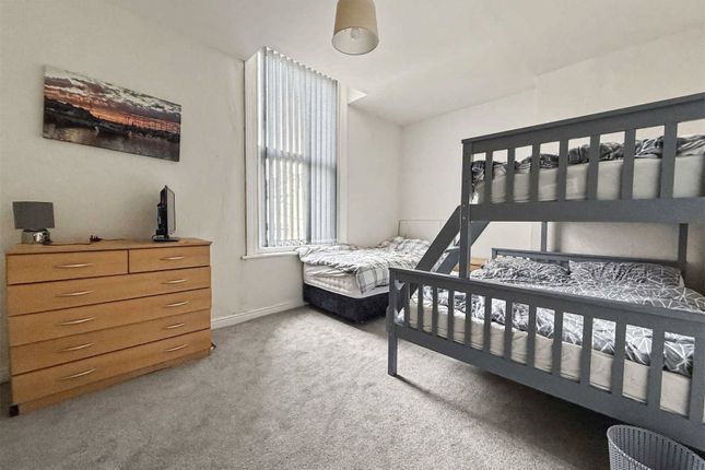 Flat 5, 35, Trinity Road, East Riding of Yorkshire photo 4