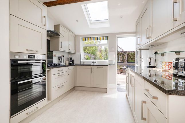 16, Manor Road, Norwich photo 2