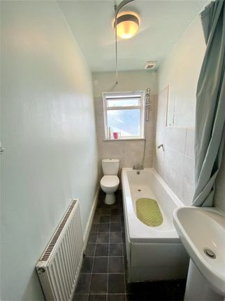 55b, Tokyngton Avenue, Wembley photo 5