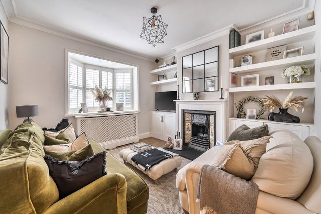 22, Weston Road, Thames Ditton photo 3