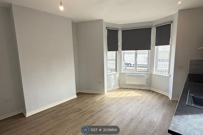 Woodview Terrace, Leeds photo 3