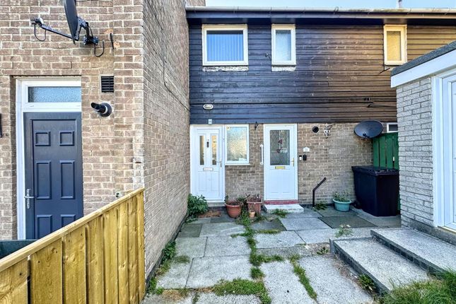 2-bed flat on 19, Basildon Gardens, Wallsend, £65,000