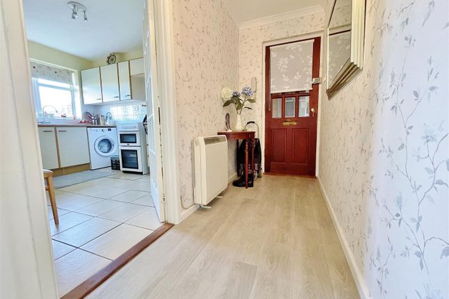 Flat for sale in Connaught Avenue, Frinton-On-Sea