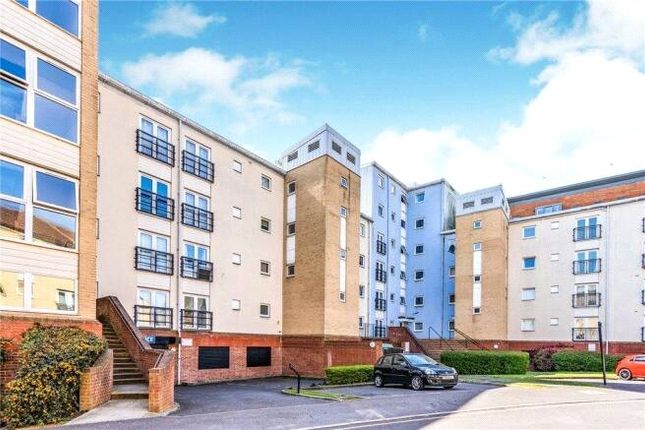 Flat for sale in White Star Place, Southampton, Hampshire