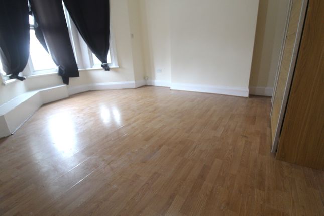 Thumbnail Terraced house to rent in Rucklidge Avenue, London