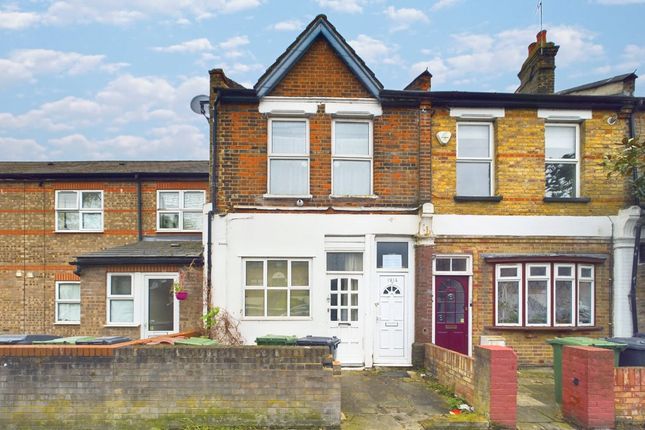 Thumbnail Flat for sale in Coppermill Lane, Walthamstow, London