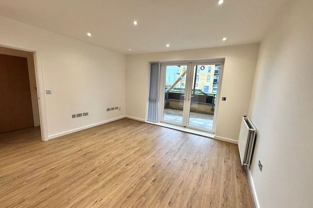 18b Argent House, Handley Page Road, Barking photo 3