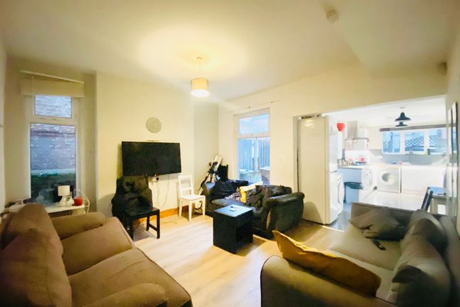 25 Derby Grove, Nottingham photo 3