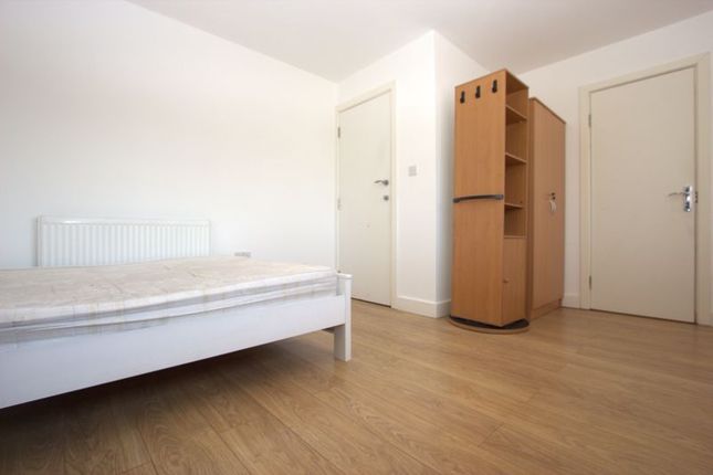 Property to rent in Windmill Road, London