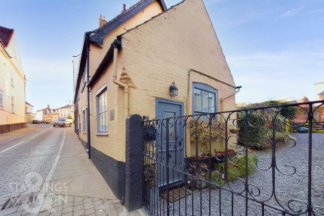 Thumbnail End terrace house for sale in Bridge Street, Bungay