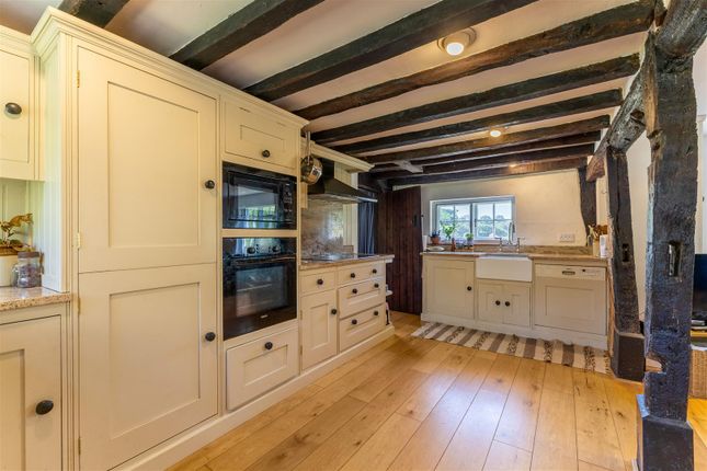 The Marshalls, Worldham Hill, Alton photo 4