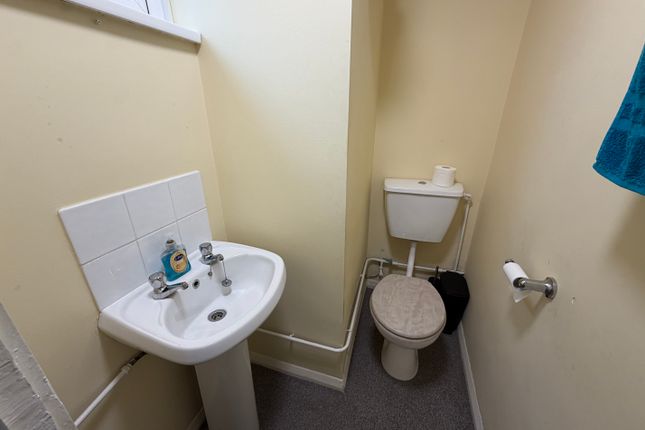 54, Peterborough photo 5