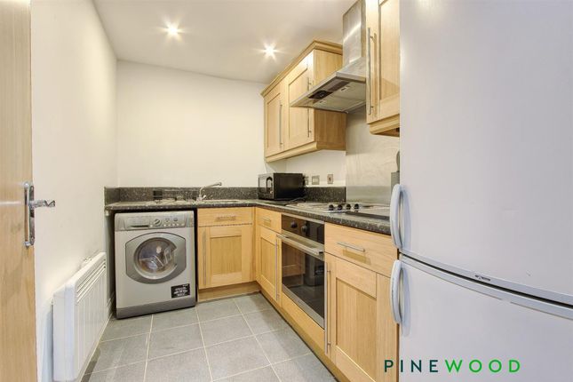 9 Linacre House, Chesterfield photo 2