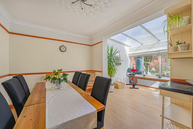 10, Arbroath Road, Eltham photo 3